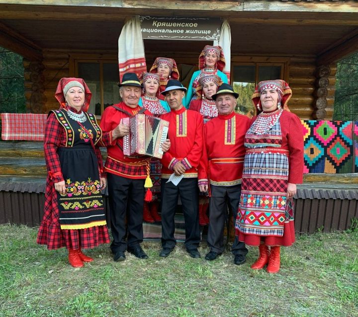 Минзәләдәге карендәшләребез Бөтенроссия фестивале катнашучыларын каршы алганнар
