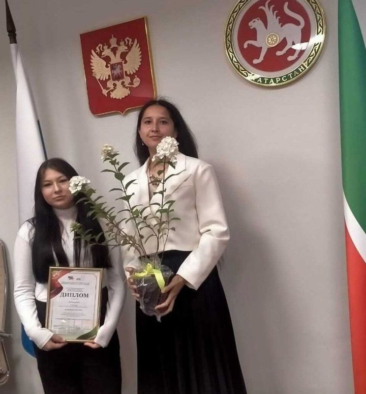 Олы Тәрбиттән Валентина Карлова республика яшь экскурсоводлар конкурсында җиңде