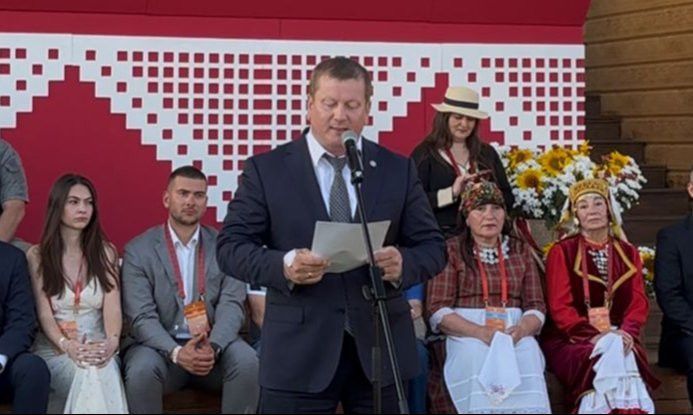Татарстан Рәисе «Питрау» керәшен культурасы фестивален «дөньякүләм бәйрәм» дип бәяләде