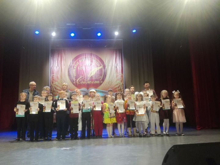 Юные театралы Остроленки завоевали награды в конкурсе чтецов