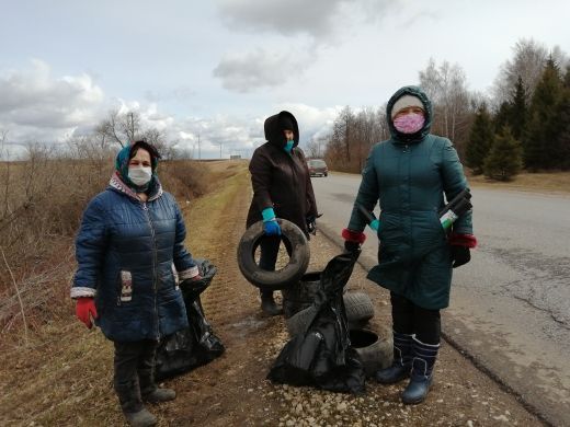 В поселке Татарстан прошла экологическая акция    “Сделаем краше поселение наше”