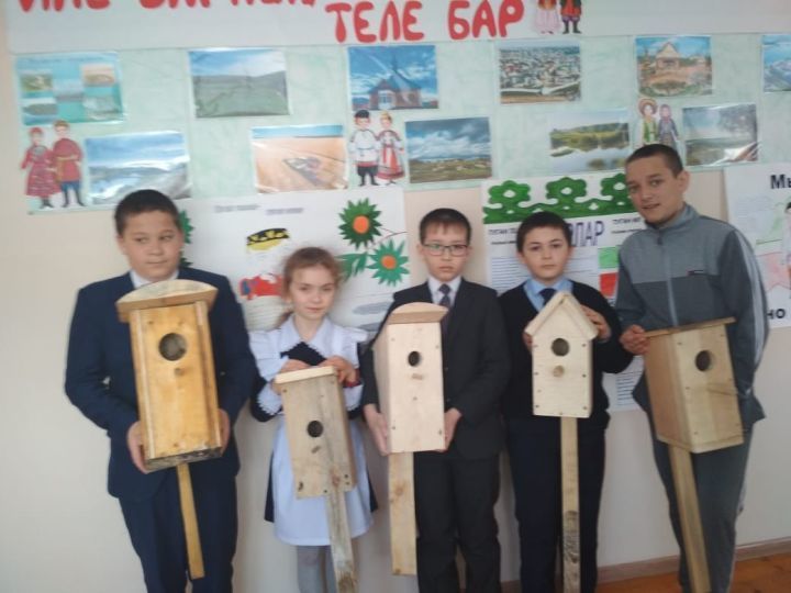 В Молькеевской школе отметили Международый день птиц