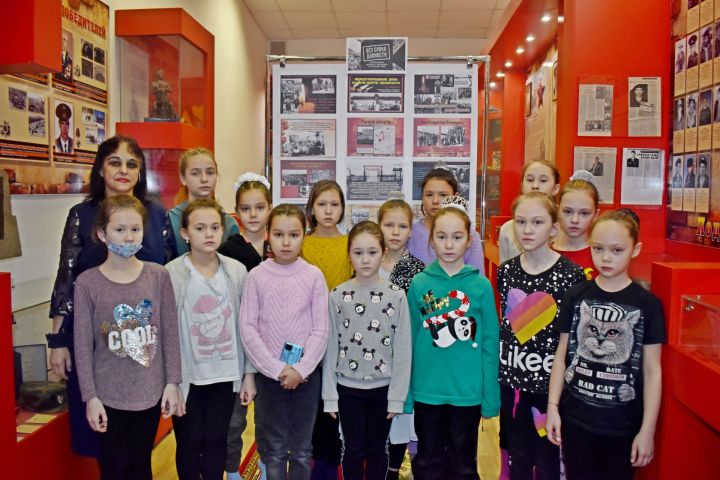 В поселке Татарстан прошел вечер-реквием, посвященный Международному дню памяти жертв холокоста