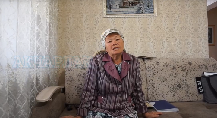 Видео: Мәләкәс авылыннан Роза Семенова «Урманга бардым» җырын башкара