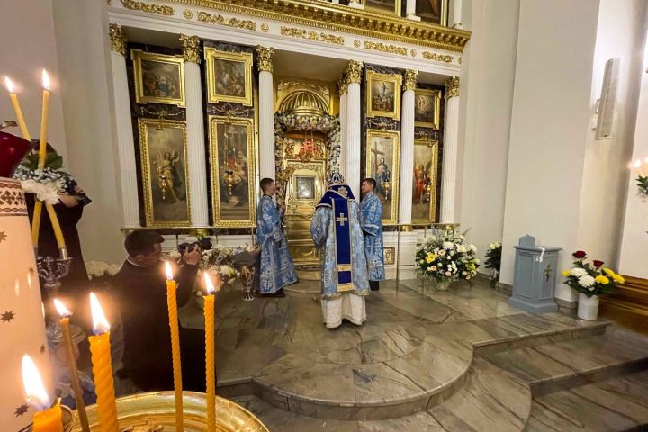 Прямой эфир: Праздник иконы Божией Матери во граде Казани