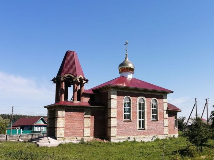 Новый храм святого Дмитрия Солунского приглашает на Божественную Литургию
