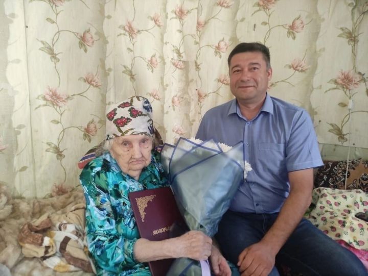 Труженица тыла отметила свое 103-летие