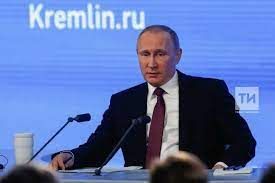 Владимир Путин: Ир-ат укытучылар санын арттыру өчен хезмәт хакын арттырырга кирәк