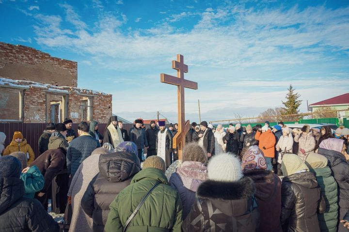 Иске Зәй бистәсенең Богоявление чиркәве янындагы кач аруландырылды