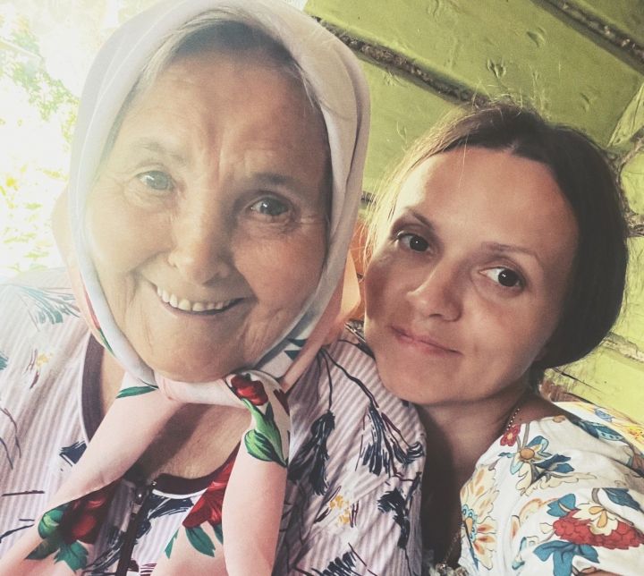 Казанда яшәүче Надежда Токранова әбиле балачагын сагына