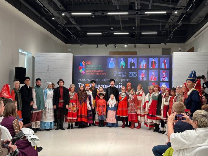 Кремльдә керәшен костюмнарының уникаль коллекциясе тәкъдим ителде