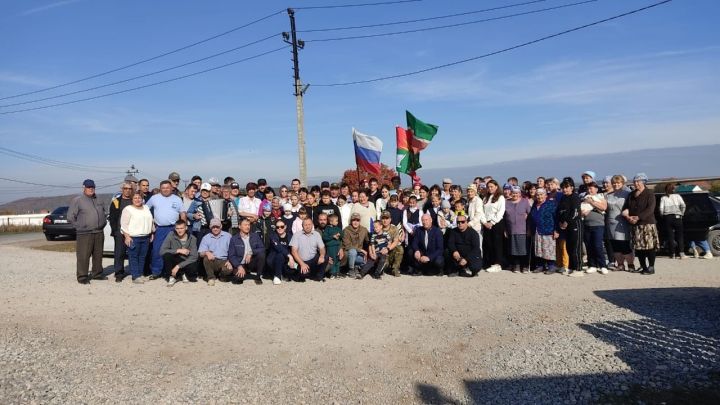 Сарсаз-Баграж авылы халкы: «Без аларны бергәләп көтәбез»