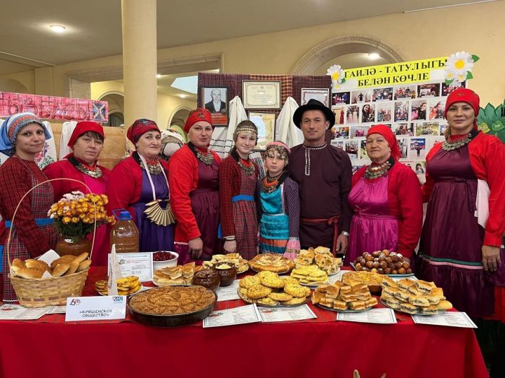 Казанда «Әкият» балалар үзәгендә Алексеевск районының  мәдәният көне узды