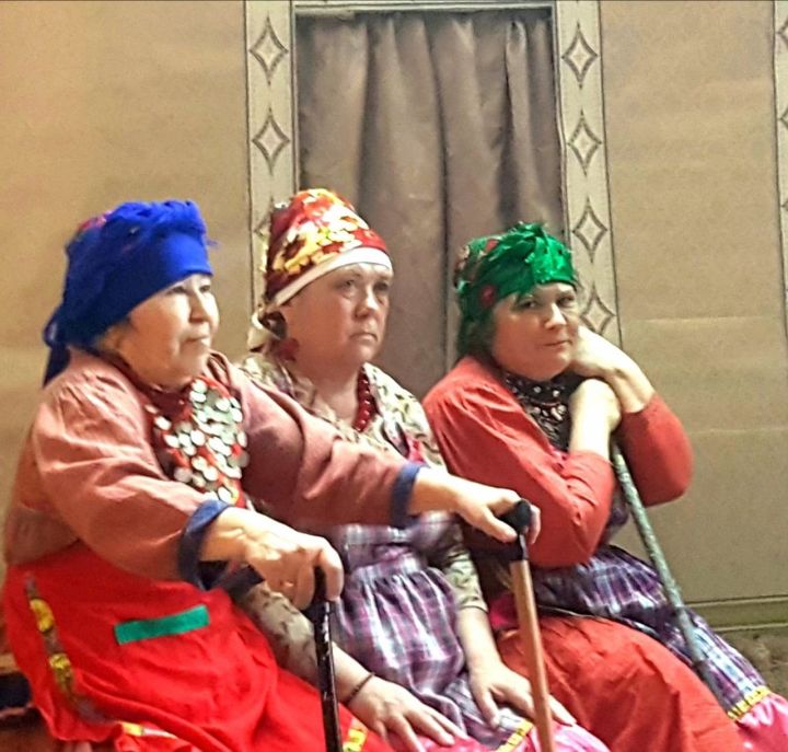 Федотовка авылында «Гөргөри кияүләре» музыкаль комедиясен күрсәттеләр