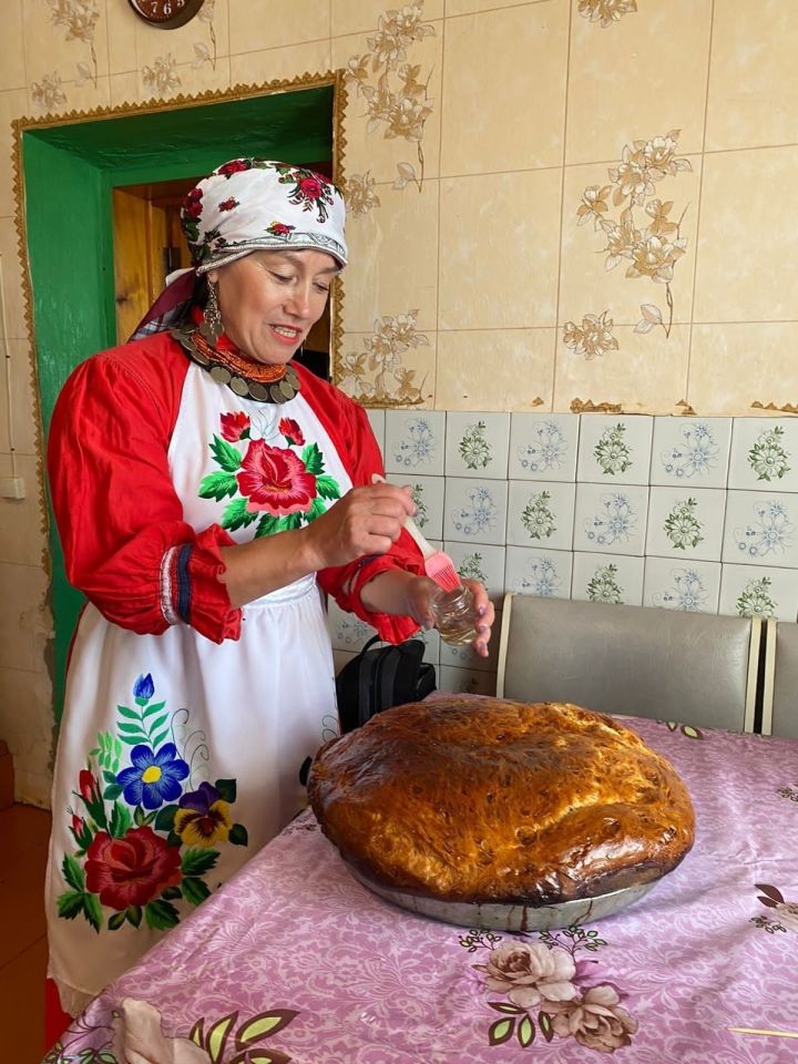 Керәшен ризыклары:  күзикмәк, калын тәбә, шишәрә, бәрәңге пәрәмәче