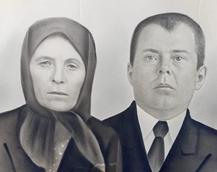 Людмила Белоусова Иван бабасының сугыштагы батырлыгы турында сөйләде