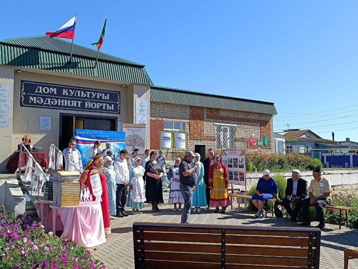 В Дуртмунчинском СДК прошел фестиваль – конкурс книги «Мой дом. Моя семья. Моя Родина»