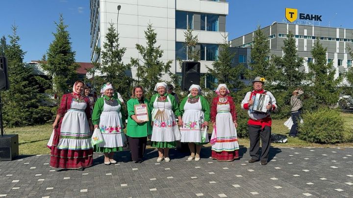 Олы Тәрбиттән карендәшләребез «Иң яхшы керәшен ансамбле» номинация җиңүчеләре - видео