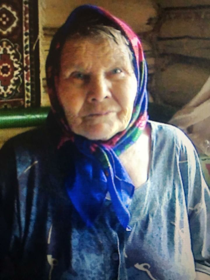 Яңа Усыдан Алия Филипова  дәү әбисенең яшьлек еллары турында яза