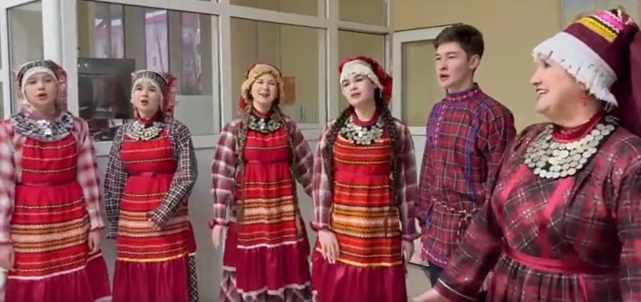 ВИДЕО: Алабуга сәнгать колледжының «АЙБАГЫР» ансамбле (жит. Л. Гатауллина)
