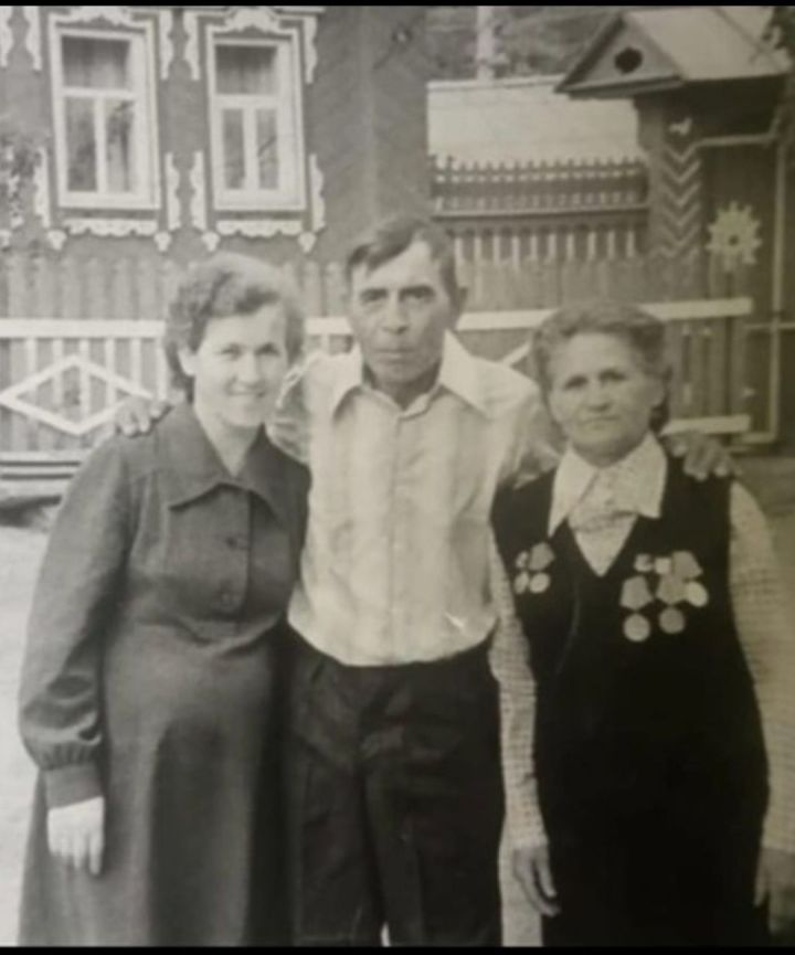 Үри Чаллысы авылыннан Бөек Ватан сугышында катнашкан бердәнбер хатын-кыз - Александра Суюндукова