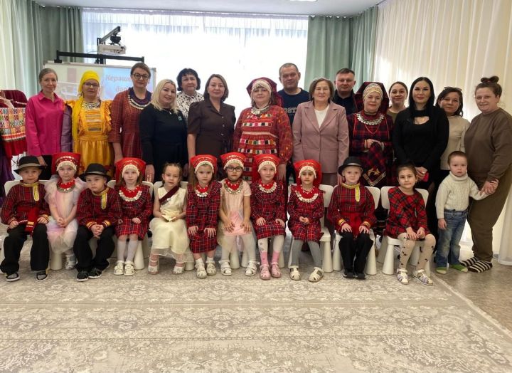 Түбән Кама балалар бакчасында керәшен гаиләләре өчен бәйрәм булган