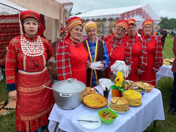 Яңа Илекледә авыл көнен бәйрәм иткәннәр