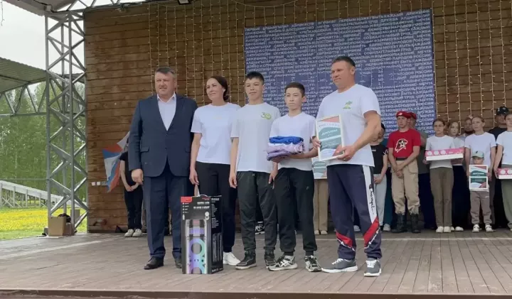 Семья Долматовых из Хозесанова победила в районной «Семейной Зарнице»