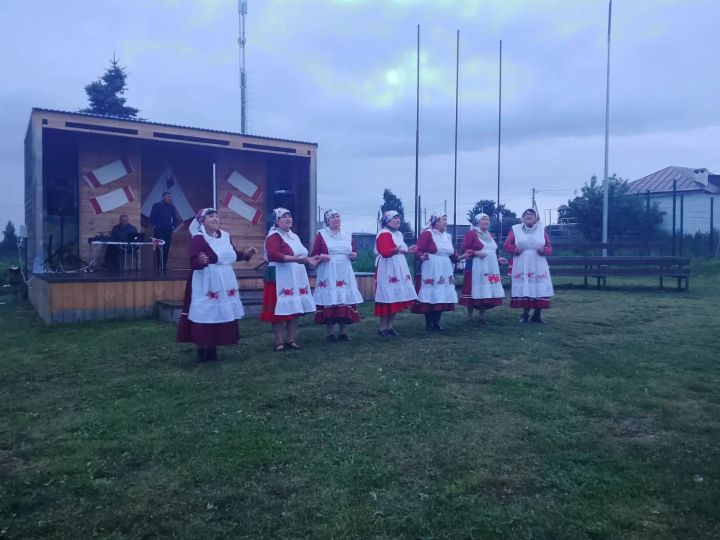 Юкәчедә Бал Спасын бәйрәм иткәннәр